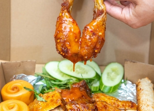 COMBO 1 GÀ 5 BÁNH BAO  1 CƠM LAM